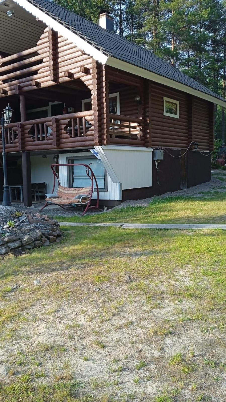 Viihtyisae Hirsimoekki Jaerven Rannalla Siikainen Zewnętrze zdjęcie